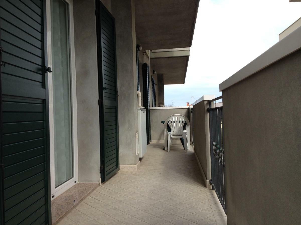 Aloe Beach Apartments, Ombrellone, Parcheggio E Uso Di Biciclette Gratis Rimini Eksteriør billede