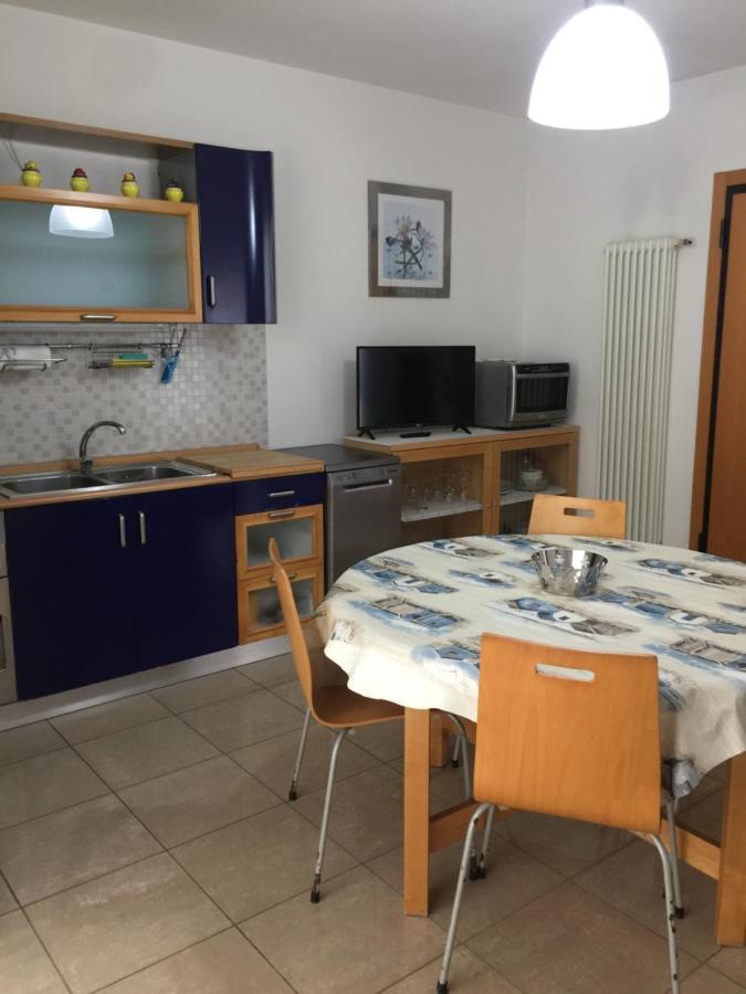 Aloe Beach Apartments, Ombrellone, Parcheggio E Uso Di Biciclette Gratis Rimini Eksteriør billede
